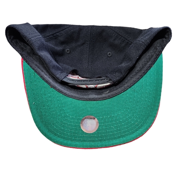 Vintage Style Adidas Chicago Bulls NBA Logo Snapback Hat - Picture 5 of 6